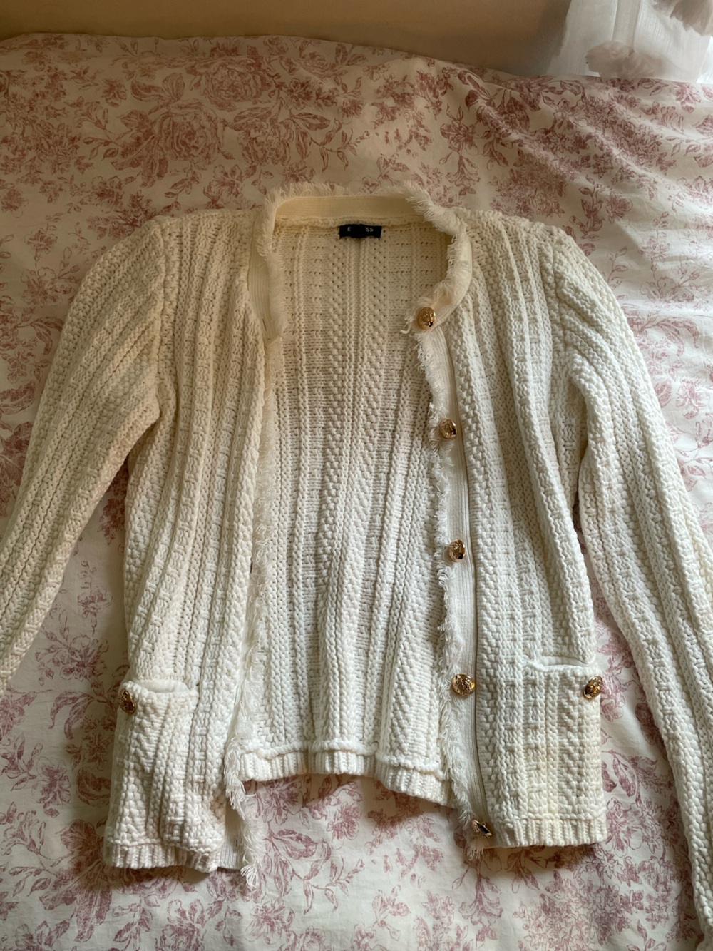 Express Cream Chunky Knit Sweater